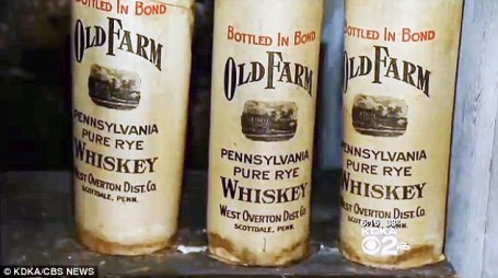 old farm rye whiskey