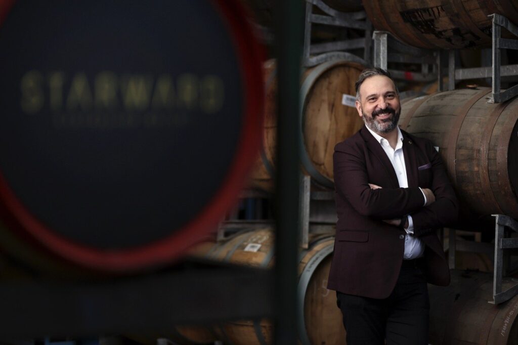 Photo by Martin Keep 